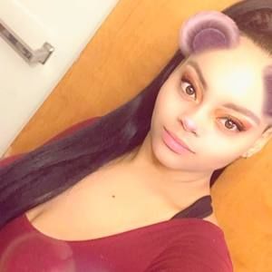 Meet your Posher, Dana